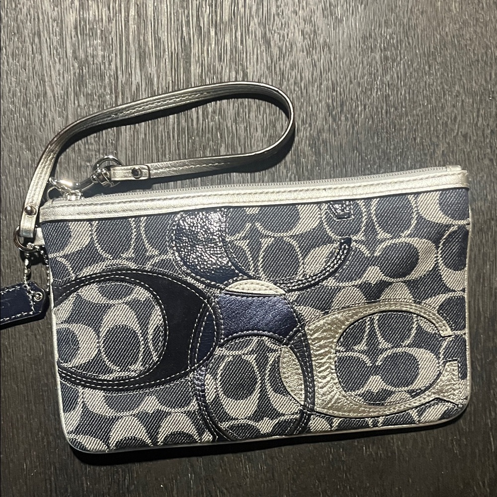 Coach Navy and Cream Signature Wristlet